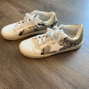 Star Sneakers